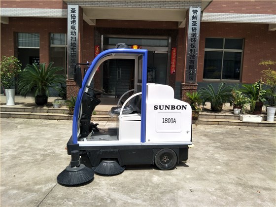 意昂4电动扫地车1800A