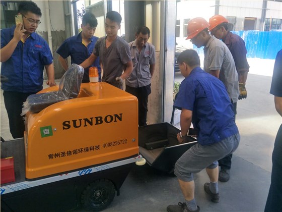 小型车间扫地机顺利交付&mdash;泰兴客户见证