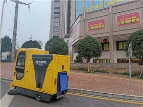 小型环卫扫地车的4大优势