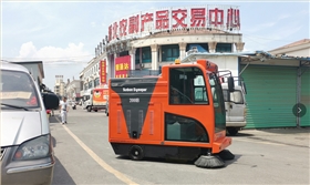 了解小型扫地车的特点优势 了解小型扫地车的特点优势