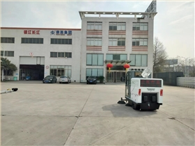 公路电动扫地车是环卫部门的&ldquo;重要成员&rdquo;！