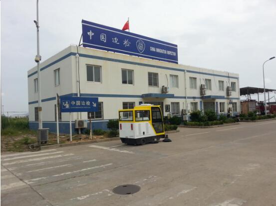 意昂4电动清扫车边检应用