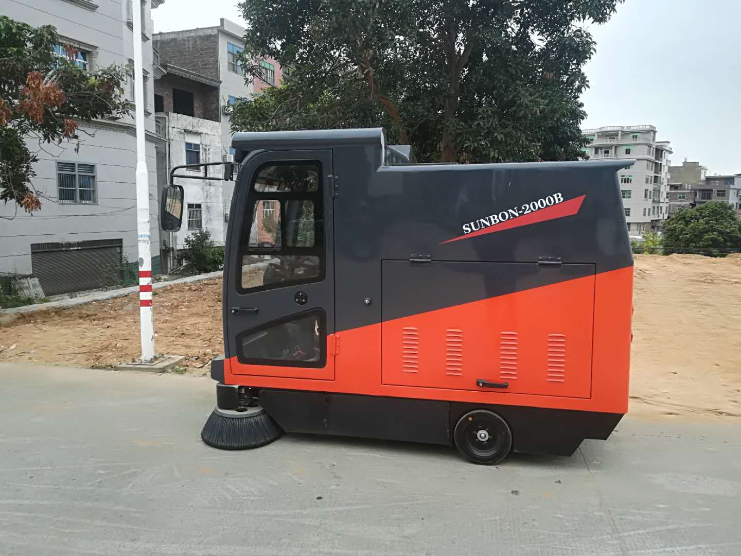意昂4电动扫地车